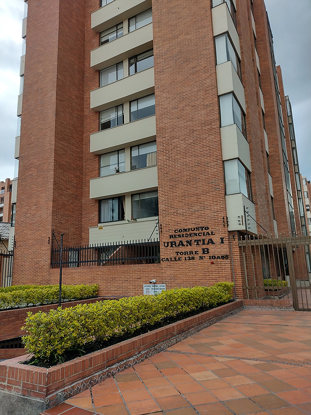 Apartamento en venta en Cedritos, Bogotá · foto 2 de 24