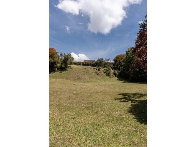 Lote en venta en Las Palmas, Envigado, 2063 m² · foto 6 de 21