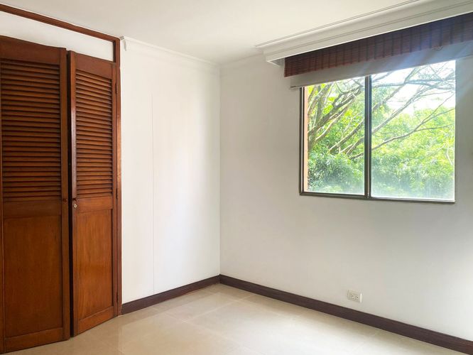 Apartamento de 3 alcobas en arriendo en Patio Bonito, Medellín, 86 m² · foto 12 de 18