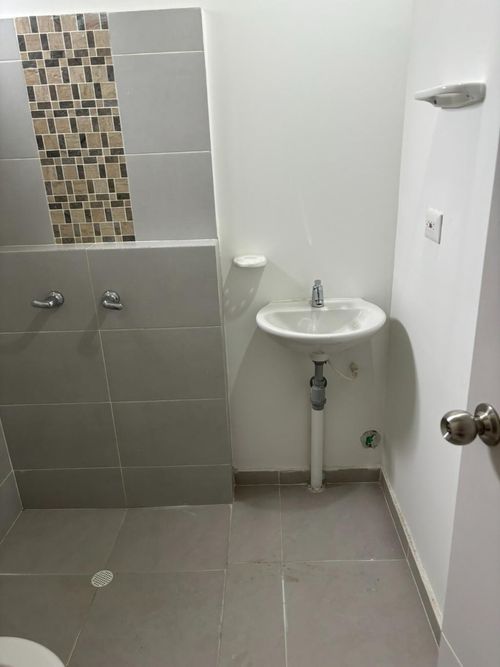 Apartamento de 2 alcobas en venta en Parque Natura, Jamundí, 44 m² · foto 17 de 18