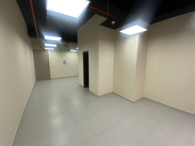 Oficina en arriendo en El Poblado, Medellín, 36 m² · foto 8 de 13