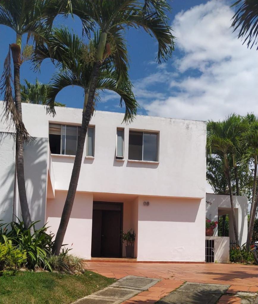 House for rent in Ciudad jardin, Cali