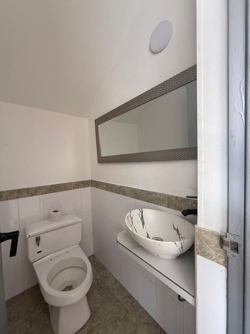Casa de 3 alcobas en venta en Miraflores, Girardot, 192 m² · foto 8 de 23