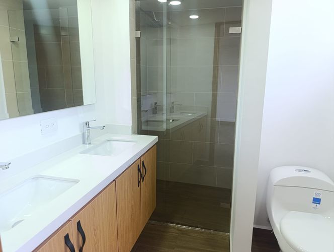 Apartamento de 3 alcobas en venta en El Poblado, Medellín, 123 m² · foto 18 de 20