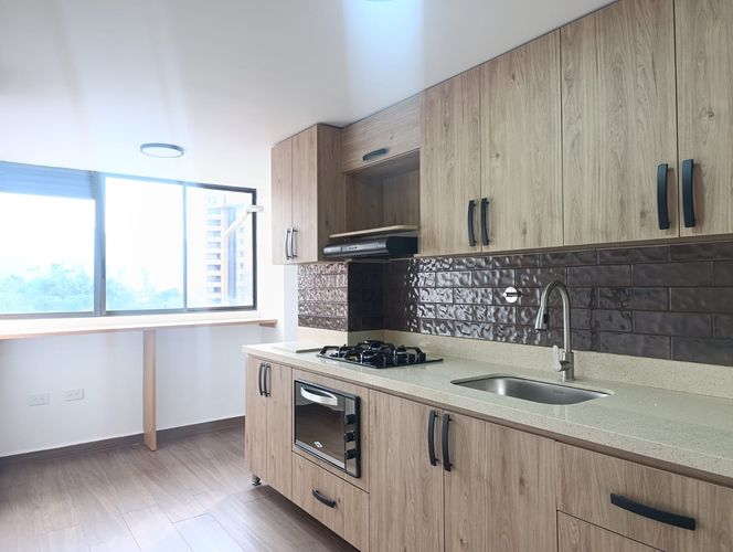 Apartamento de 3 alcobas en venta en El Poblado, Medellín, 123 m² · foto 13 de 20