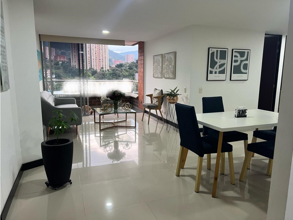 Apartamento en venta en Camino Verde, Envigado · foto 2 de 16