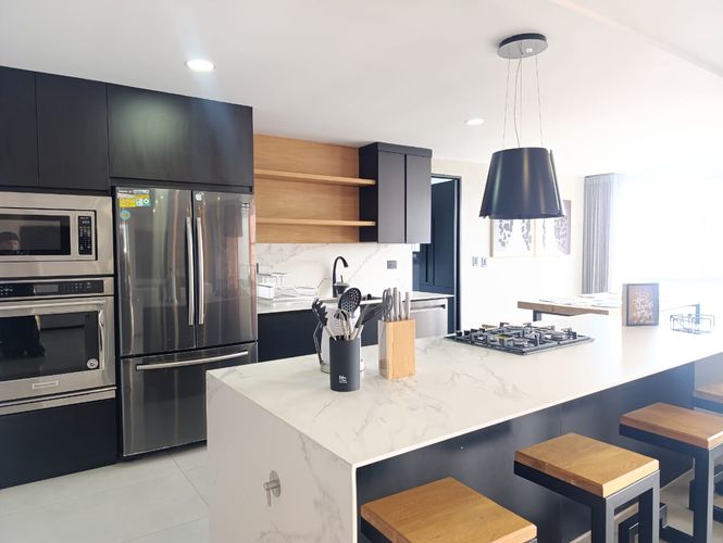 Apartamento de 4 alcobas en arriendo en El Poblado, Medellín, 220 m² · foto 5 de 18