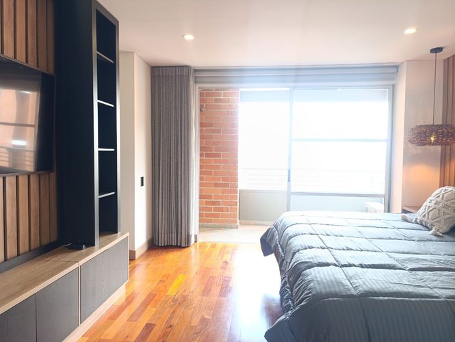 Apartamento de 4 alcobas en arriendo en El Poblado, Medellín, 220 m² · foto 9 de 18