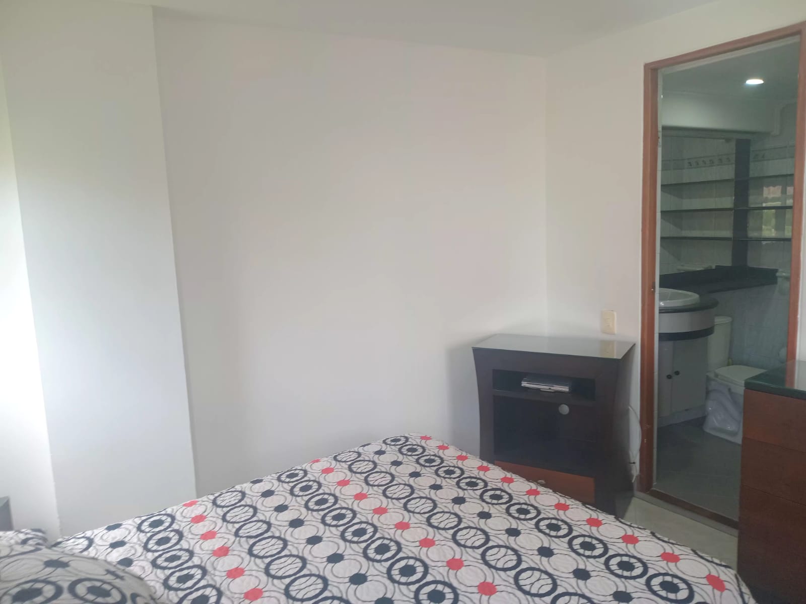Apartamento en venta en El Poblado, Medellín · foto 8 de 10