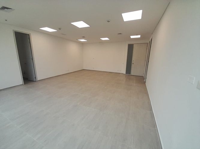 Oficina en arriendo en El Poblado, Medellín, 63 m² · foto 9 de 14