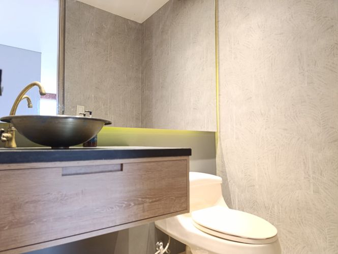 Apartamento de 3 alcobas en arriendo en El Poblado, Medellín, 220 m² · foto 17 de 18