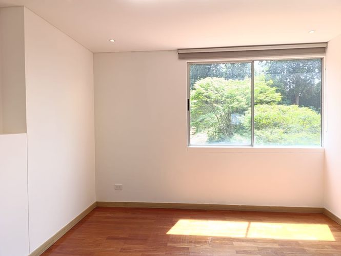 Apartamento de 3 alcobas en arriendo en El Poblado, Medellín, 220 m² · foto 13 de 18