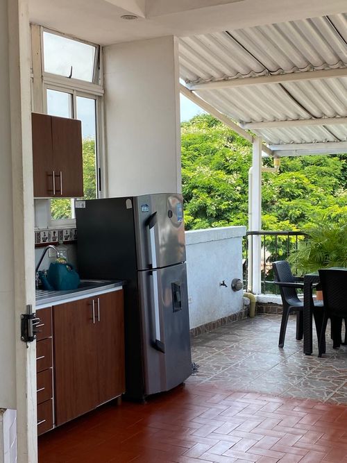 Edificio en venta en Prados Del Norte, Cali, 229 m² · foto 5 de 22