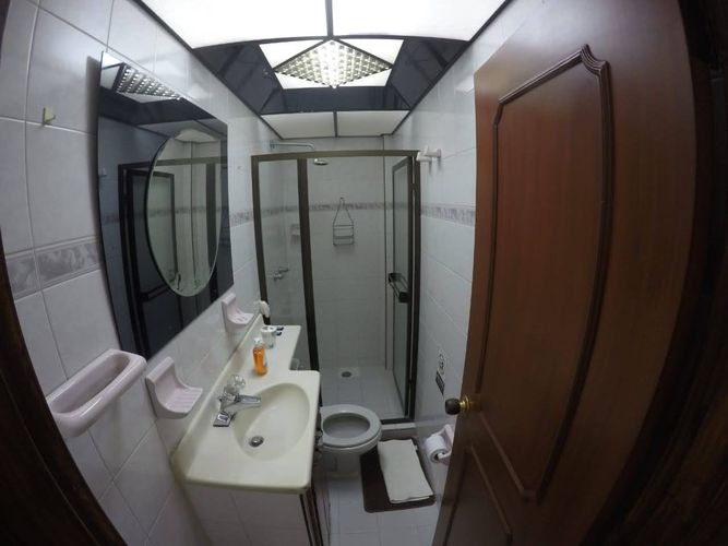 Edificio en venta en Prados Del Norte, Cali, 229 m² · foto 13 de 22