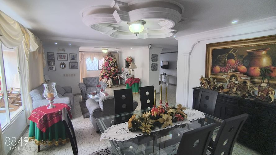 Casa en venta en Ciudad Jardin, Barranquilla · foto 3 de 24