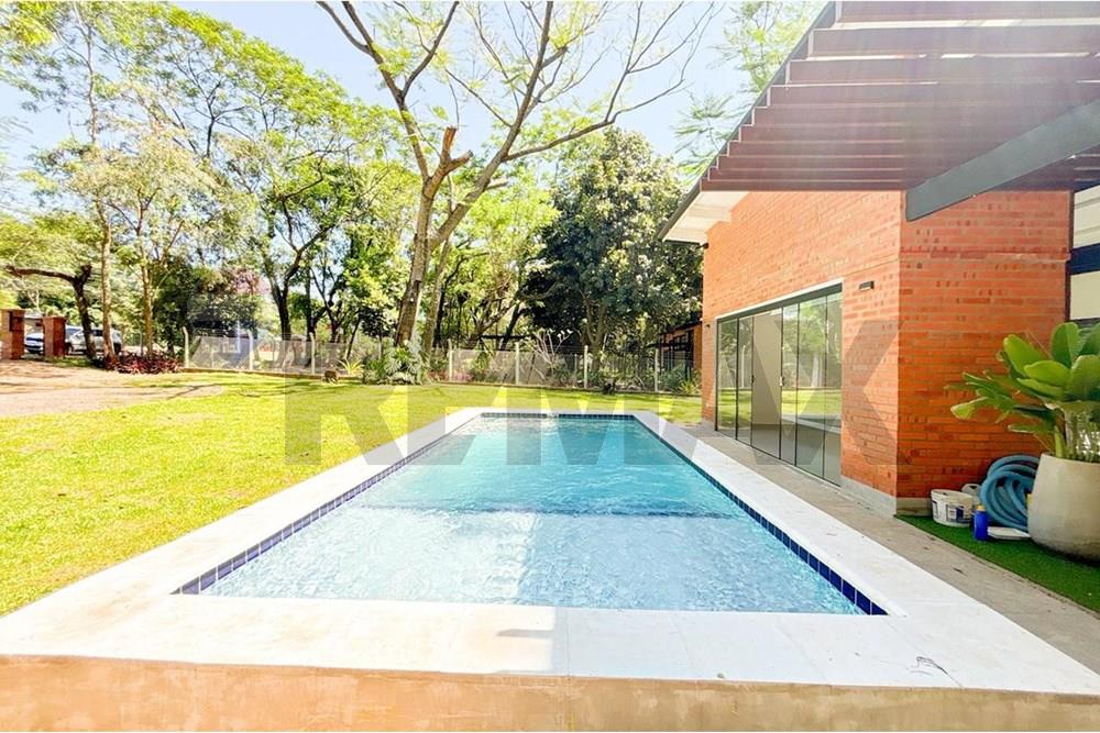 CASA AMOBLADA A ESTRENAR EN VENTA — foto 2