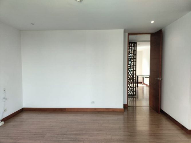 Apartamento de 2 alcobas en arriendo en El Poblado, Medellín, 175 m² · foto 10 de 14