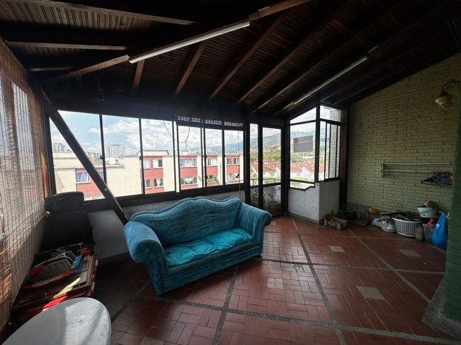 Apartamento de 5 alcobas en venta en Anillo Vial, Floridablanca, 111 m² · foto 13 de 17