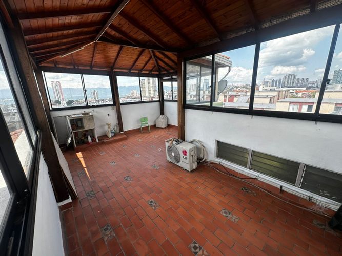 Apartamento de 5 alcobas en venta en Anillo Vial, Floridablanca, 111 m² · foto 14 de 17