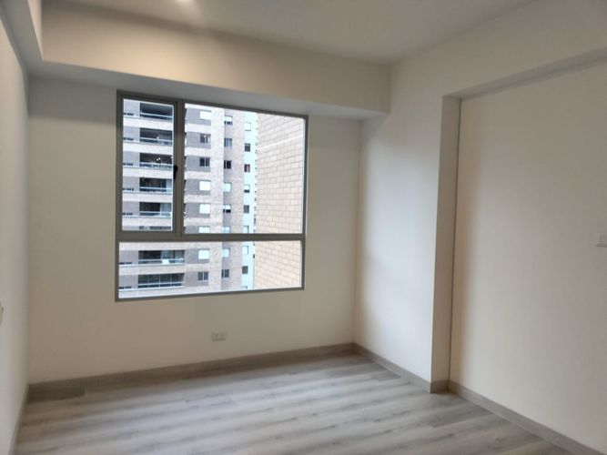 Apartamento de 3 alcobas en arriendo en El Poblado, Medellín, 139 m² · foto 9 de 16