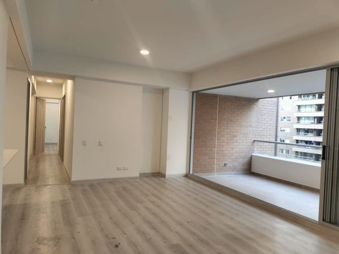 Apartamento de 3 alcobas en arriendo en El Poblado, Medellín, 139 m² · foto 16 de 16