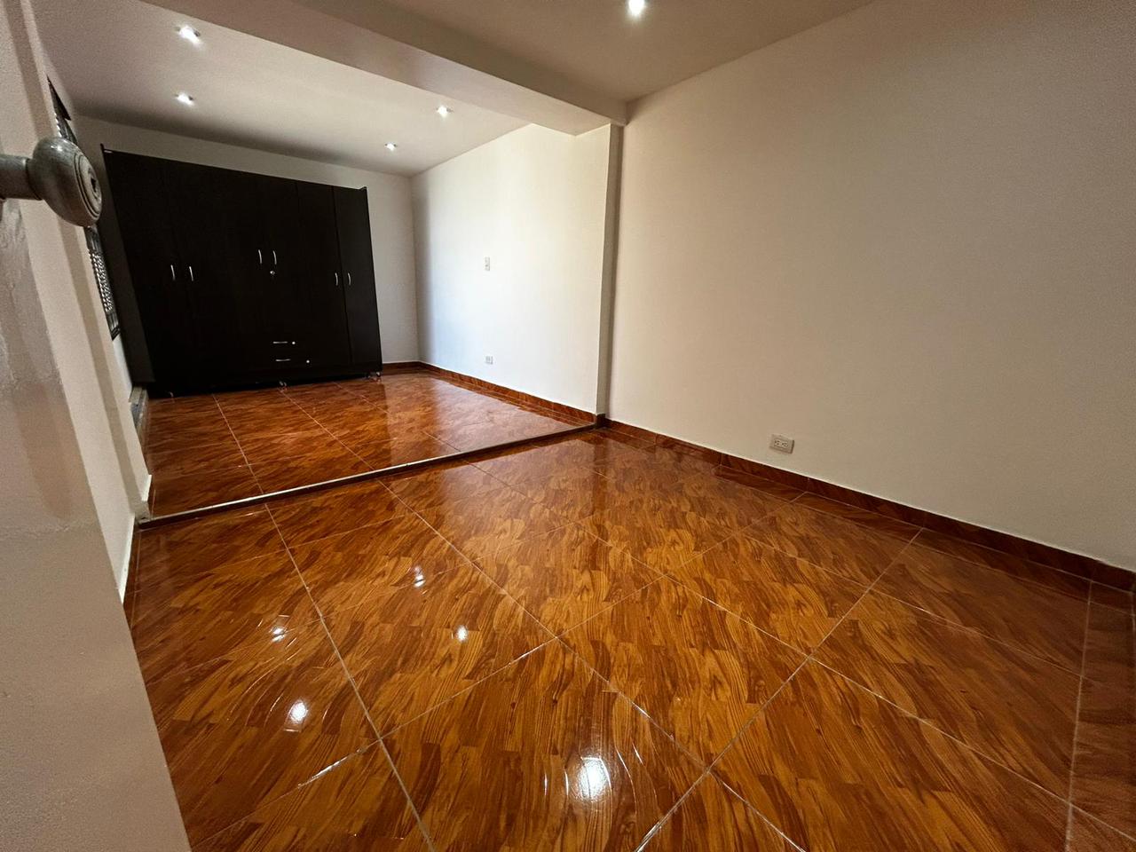 Casa en venta en Villas De Granada, Bogotá · foto 14 de 24