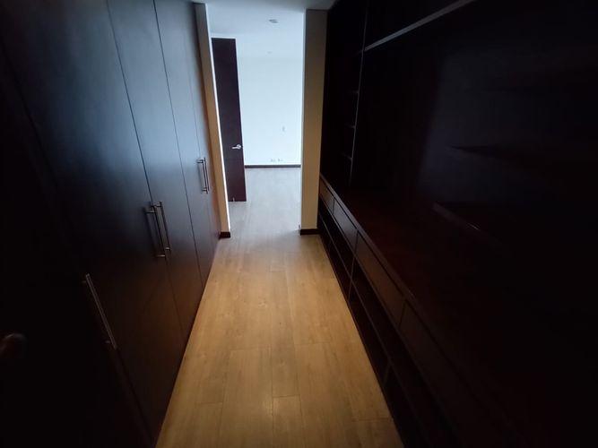 Apartamento de 4 alcobas en venta en Casa Blanca Suba I, Bogotá, 349 m² · foto 4 de 24