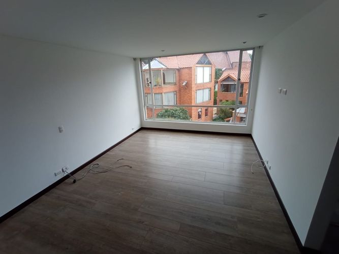 Apartamento de 4 alcobas en venta en Casa Blanca Suba I, Bogotá, 349 m² · foto 5 de 24