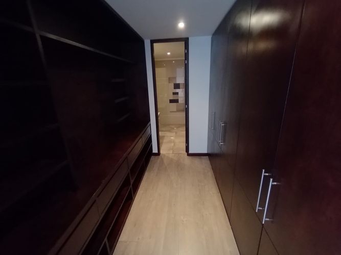 Apartamento de 4 alcobas en venta en Casa Blanca Suba I, Bogotá, 349 m² · foto 8 de 24