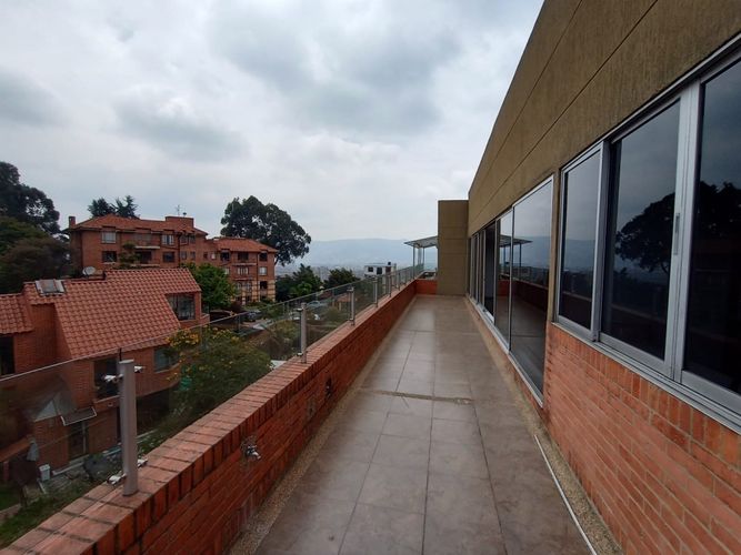 Apartamento de 4 alcobas en venta en Casa Blanca Suba I, Bogotá, 349 m² · foto 12 de 24