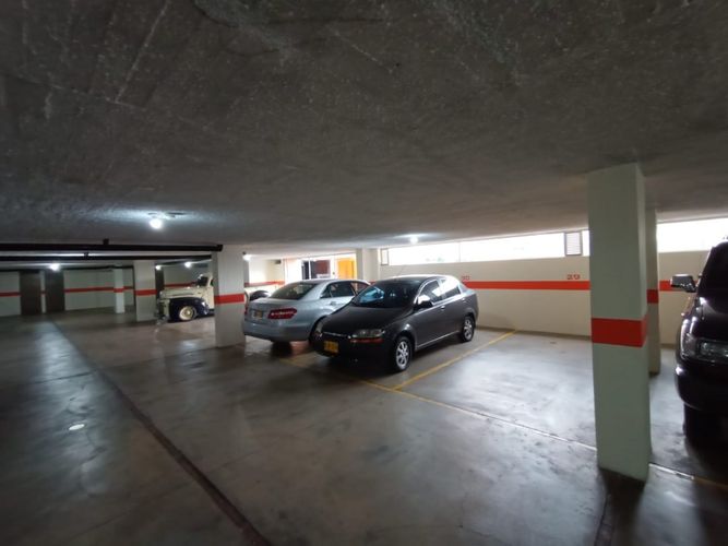 Apartamento de 4 alcobas en venta en Casa Blanca Suba I, Bogotá, 349 m² · foto 15 de 24