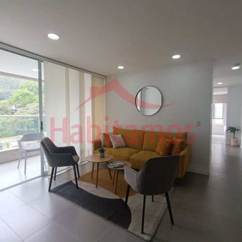 Apartamento de 3 alcobas en arriendo en Castropol, Medellín, 85 m² · foto 5 de 16