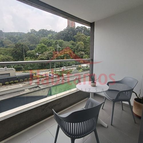 Apartamento de 3 alcobas en arriendo en Castropol, Medellín, 85 m² · foto 7 de 16