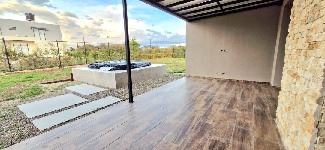 Casa de 3 alcobas en venta en Centro, Tunja, 1528 m² · foto 12 de 14