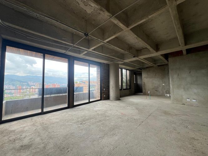 Apartamento de 3 alcobas en venta en El Poblado, Medellín, 243 m² · foto 9 de 11