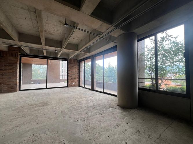 Apartamento de 3 alcobas en venta en El Poblado, Medellín, 243 m² · foto 11 de 11