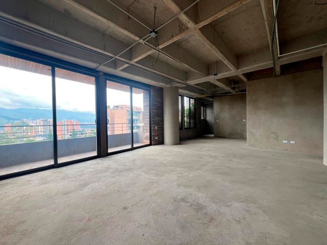 Apartamento de 3 alcobas en venta en El Poblado, Medellín, 243 m² · foto 6 de 11