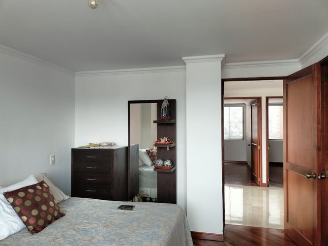 Apartamento de 3 alcobas en venta en El Poblado, Medellín, 148 m² · foto 16 de 19