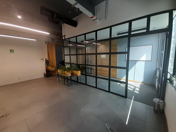Oficina en arriendo en El Poblado, Medellín, 114 m² · foto 7 de 13