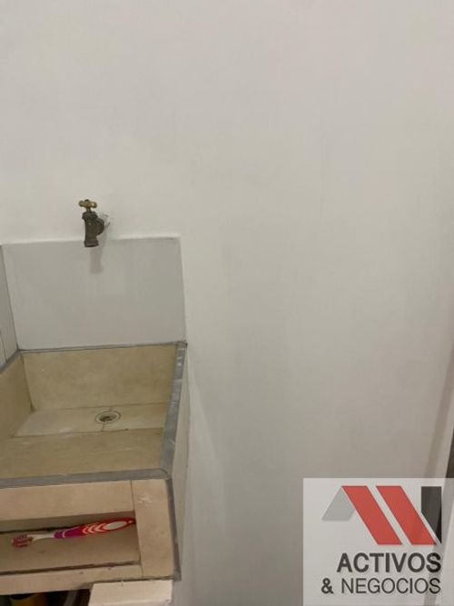 Apartamento de 2 alcobas en venta en Belén, Medellín, 102 m² · foto 3 de 24