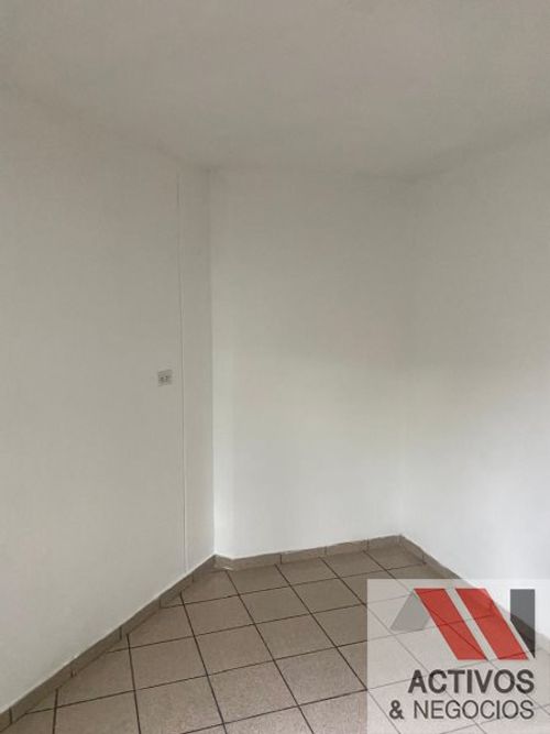 Apartamento de 2 alcobas en venta en Belén, Medellín, 102 m² · foto 9 de 24