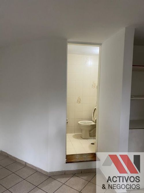 Apartamento de 2 alcobas en venta en Belén, Medellín, 102 m² · foto 12 de 24