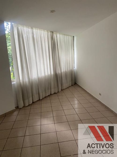 Apartamento de 2 alcobas en venta en Belén, Medellín, 102 m² · foto 16 de 24