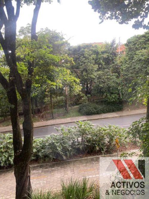Apartamento de 2 alcobas en venta en Belén, Medellín, 102 m² · foto 20 de 24