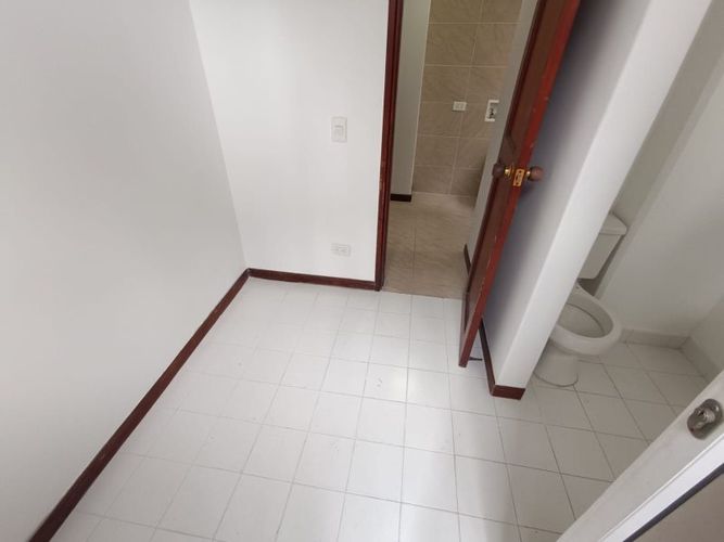 Apartamento en venta en El Poblado, Medellín · foto 15 de 18