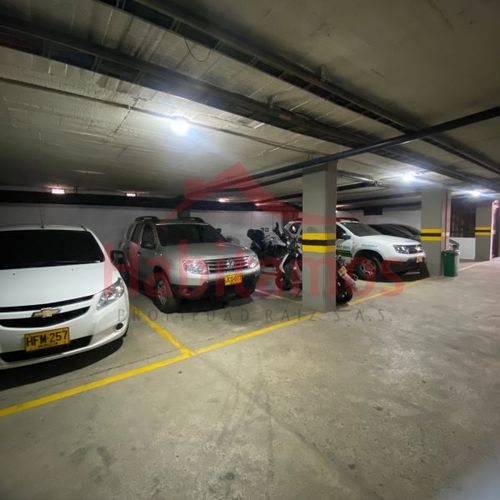 Apartamento de 3 alcobas en venta en Lorena, Medellín, 77 m² · foto 15 de 17