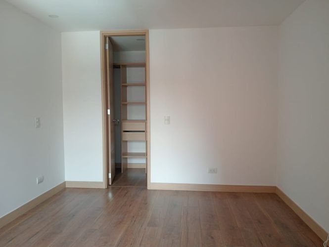 Apartamento de 3 alcobas en arriendo en Laureles, Medellín, 103 m² · foto 12 de 15