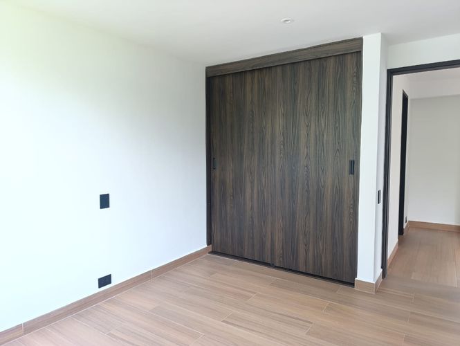 Apartamento de 3 alcobas en venta en El Poblado, Medellín, 169 m² · foto 10 de 14