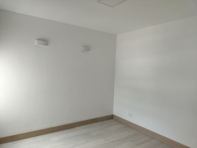 Apartamento de 3 alcobas en venta en El Poblado, Medellín, 88 m² · foto 4 de 19