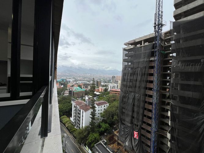 Apartamento de 2 alcobas en arriendo en El Poblado, Medellín, 80 m² · foto 7 de 19
